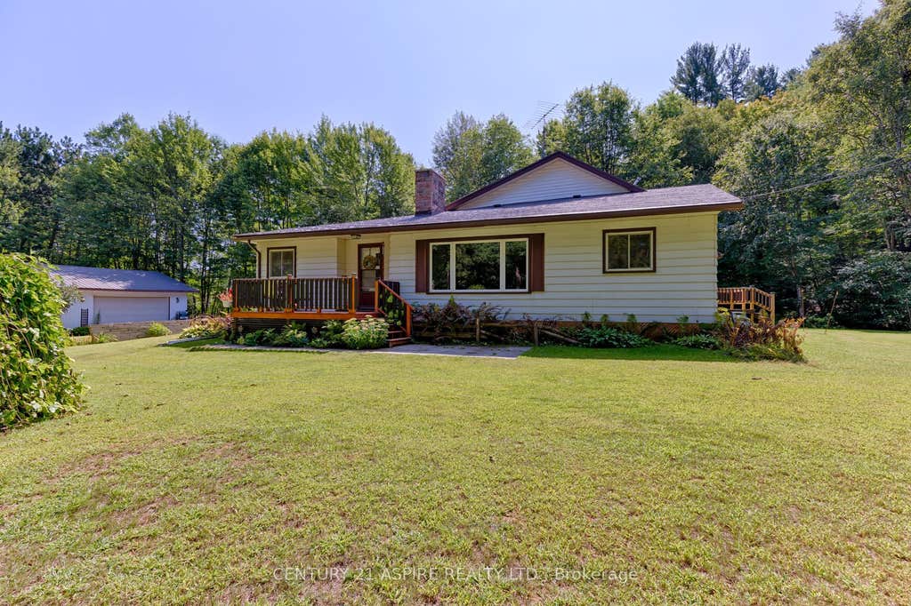 Photo of 86 SACK Road, Petawawa, ON K8H 2W8 (MLS # X13715056)