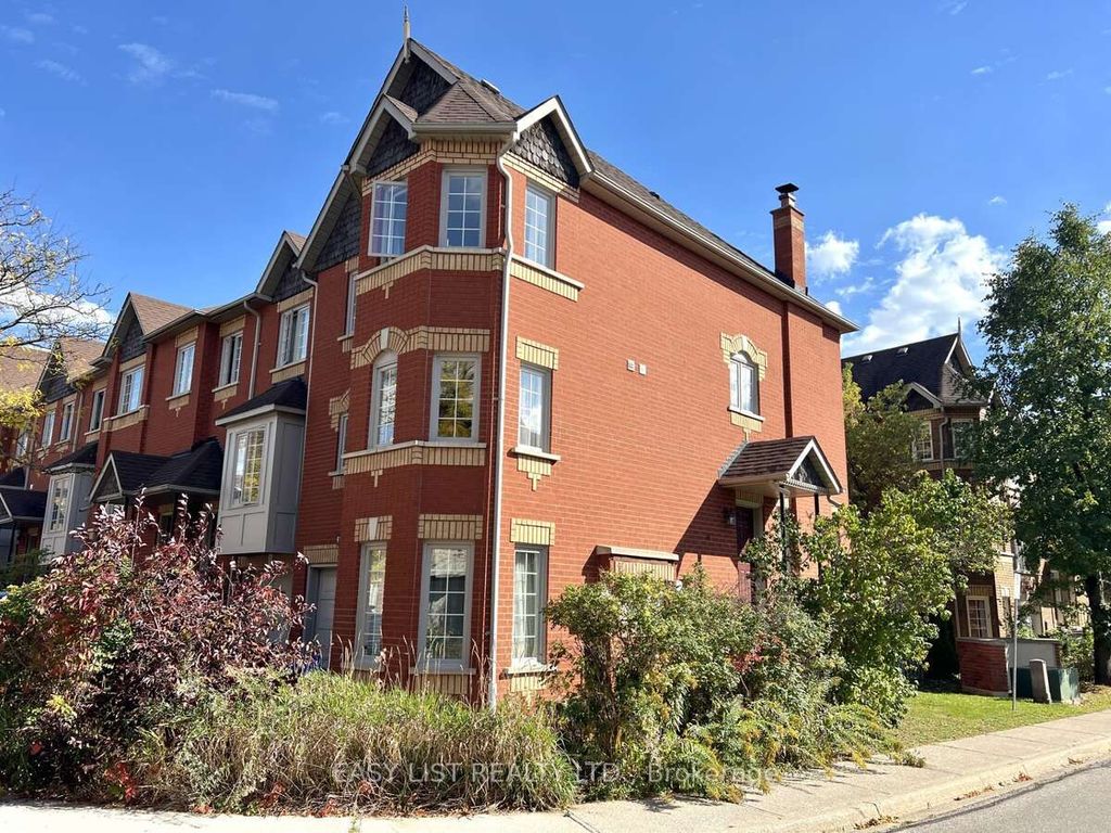 Photo of 95 Weldrick Road E #74, Richmond Hill, ON L4C 0H6 (MLS # N12482236)
