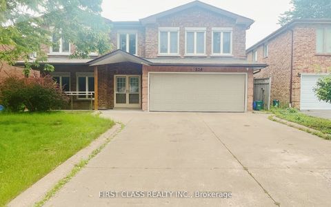 238 N Lake Road Main Fl Richmond Hill ON L4E 2Z8