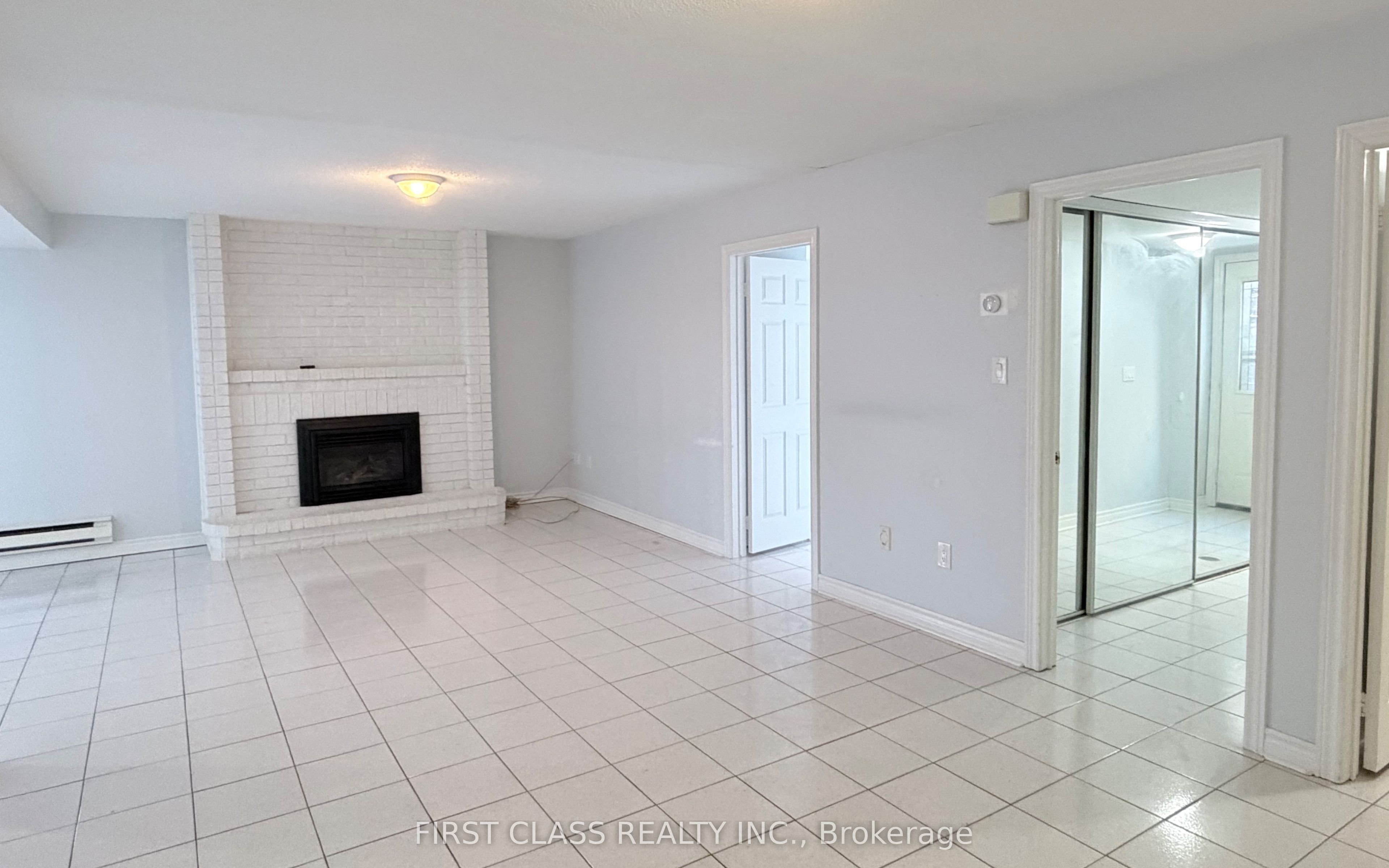 238 N Lake Road Main Fl