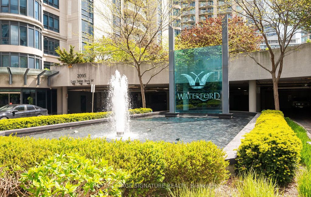 Photo of 2083 Lake Shore Boulevard W #1613, Toronto, ON M8V 4G2 (MLS # W12612328)