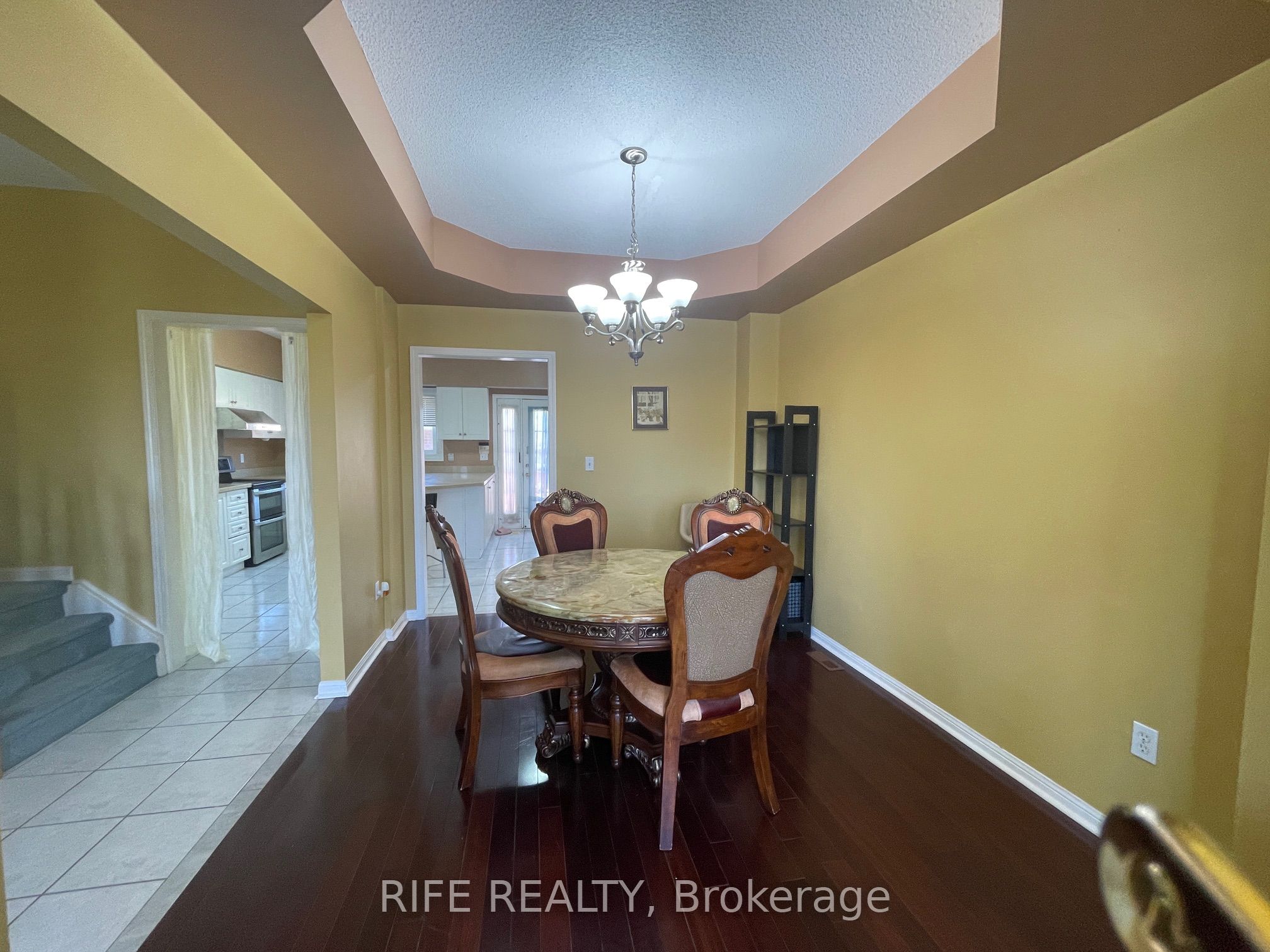 156 Town Centre Boulevard Main