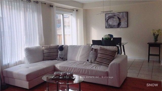 12 Westcliffe Crescent