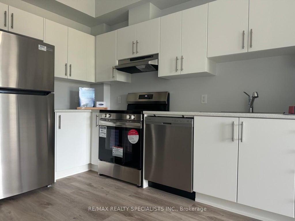Photo of 397 Codds Road #203, Manor Park - Cardinal Glen and Area, ON K1K 2G8 (MLS # X13747260)