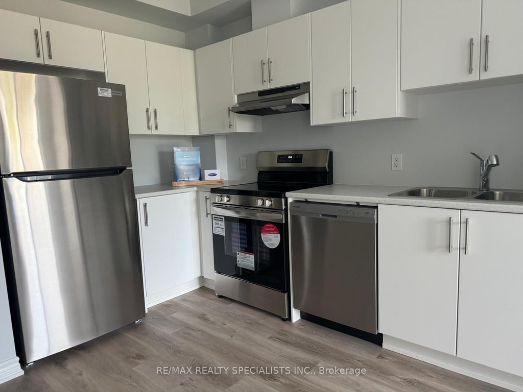 Photo of 397 Codds Road #203, Manor Park - Cardinal Glen and Area, ON K1K 2G8 (MLS # X13747260)