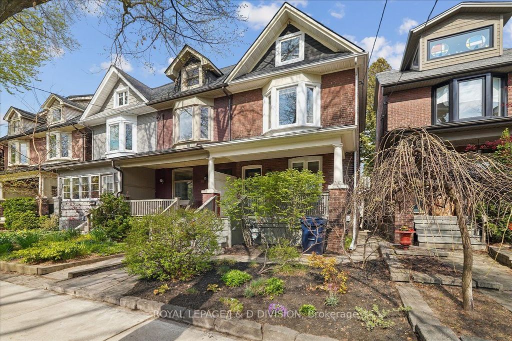 Photo of 113 Langford Avenue, Toronto, ON M4J 3E5 (MLS # E13116374)
