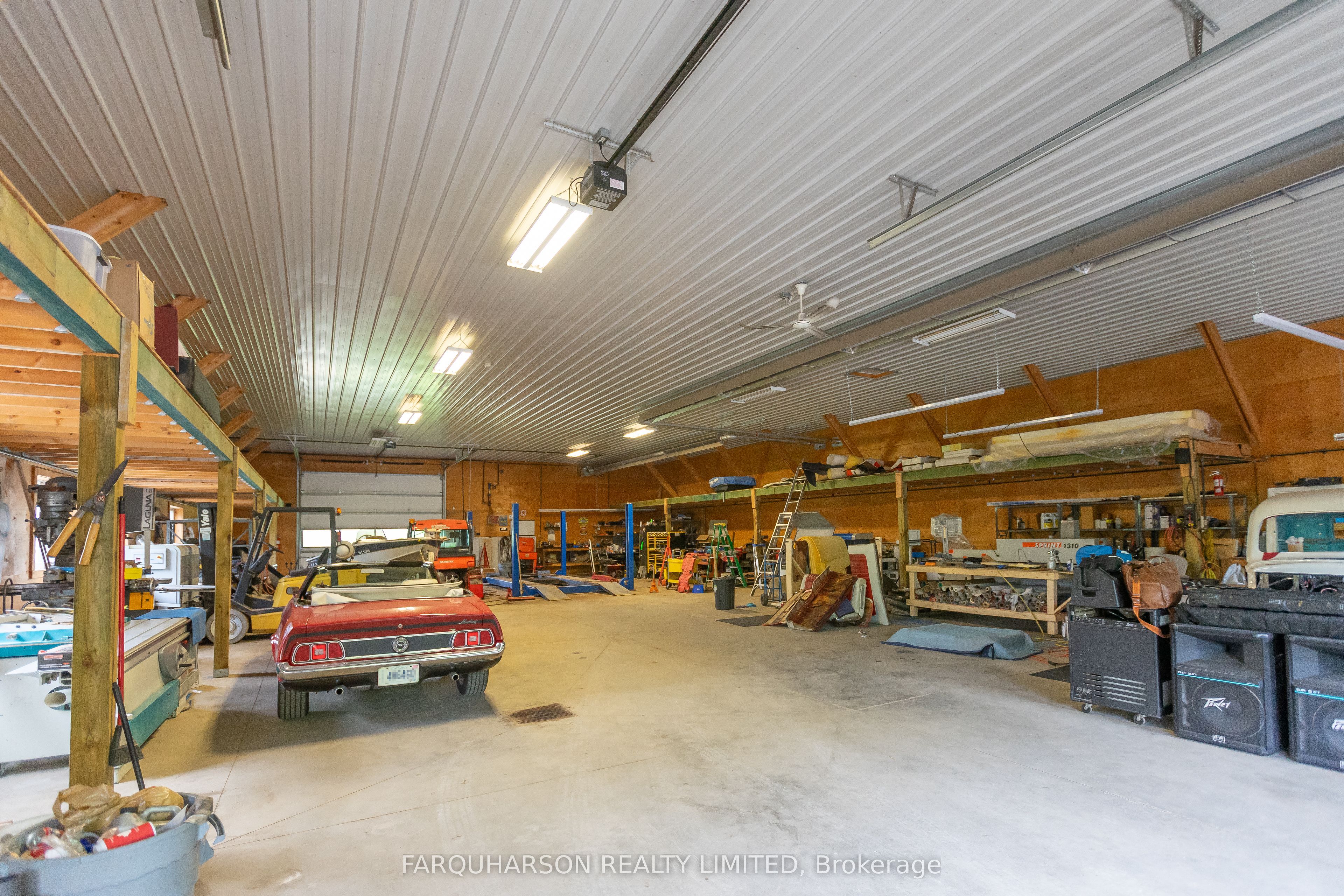 4749 Aurora Road