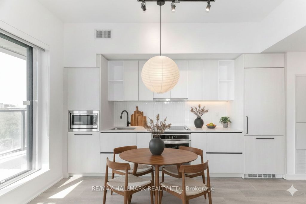 Photo of 1285 Dupont Street #503, Toronto, ON M6H 0E3 (MLS # W12574952)