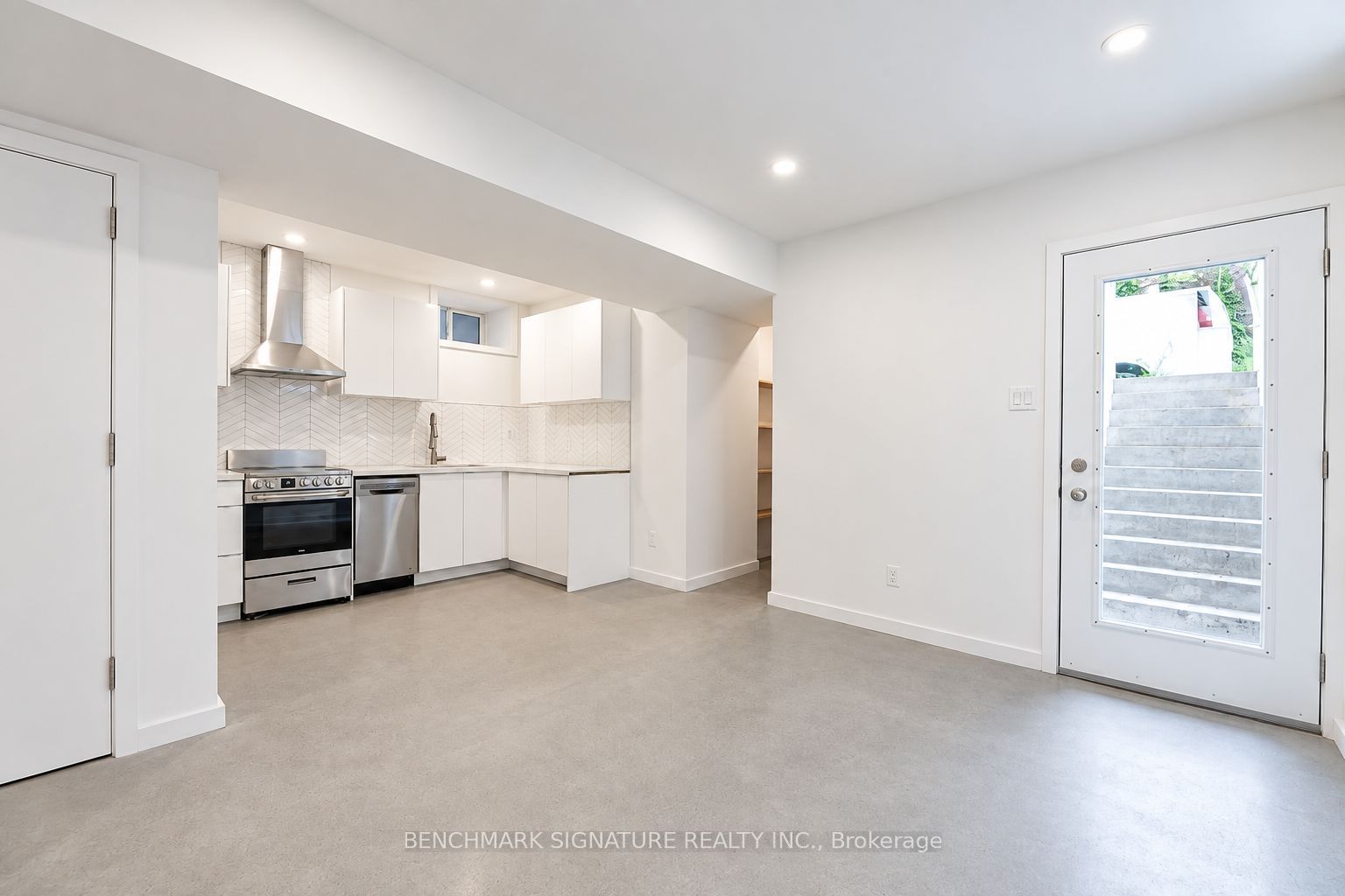 301 Euclid Avenue Lower