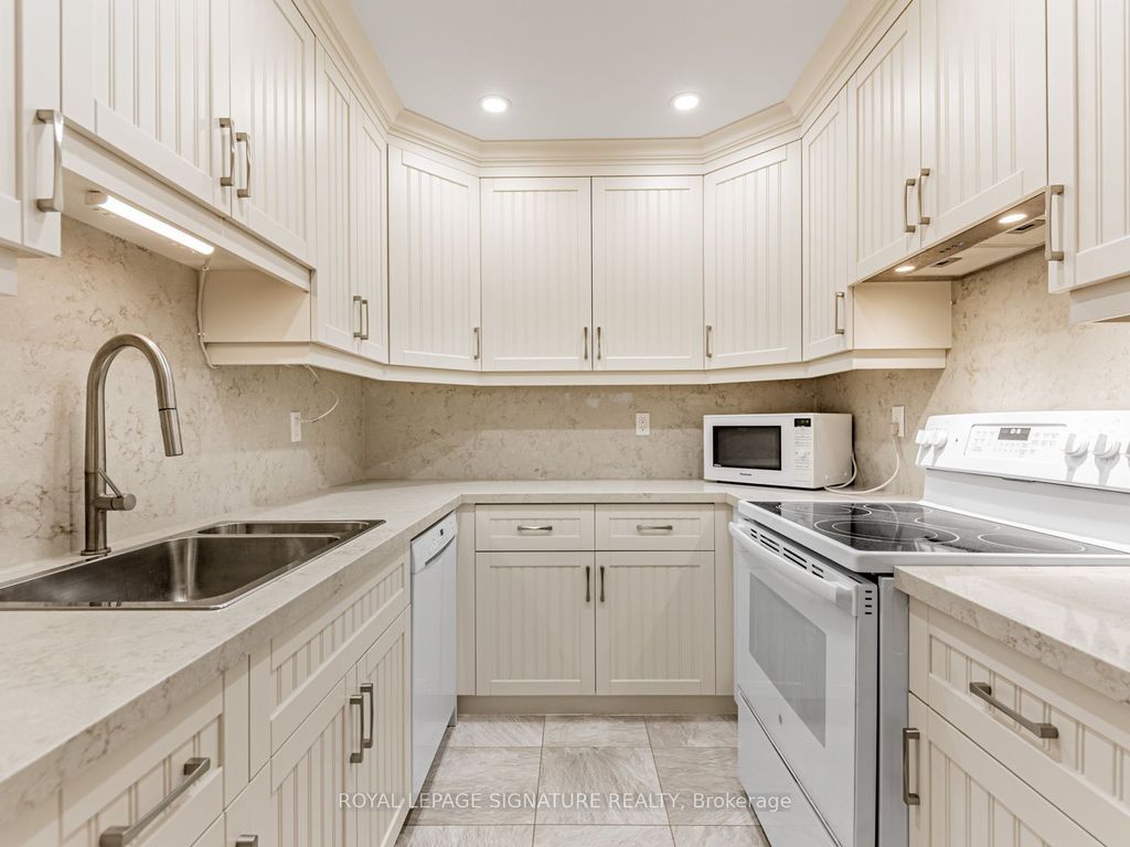 Photo of 121 Ling Road #413, Toronto, ON M1E 4Y2 (MLS # E12421315)