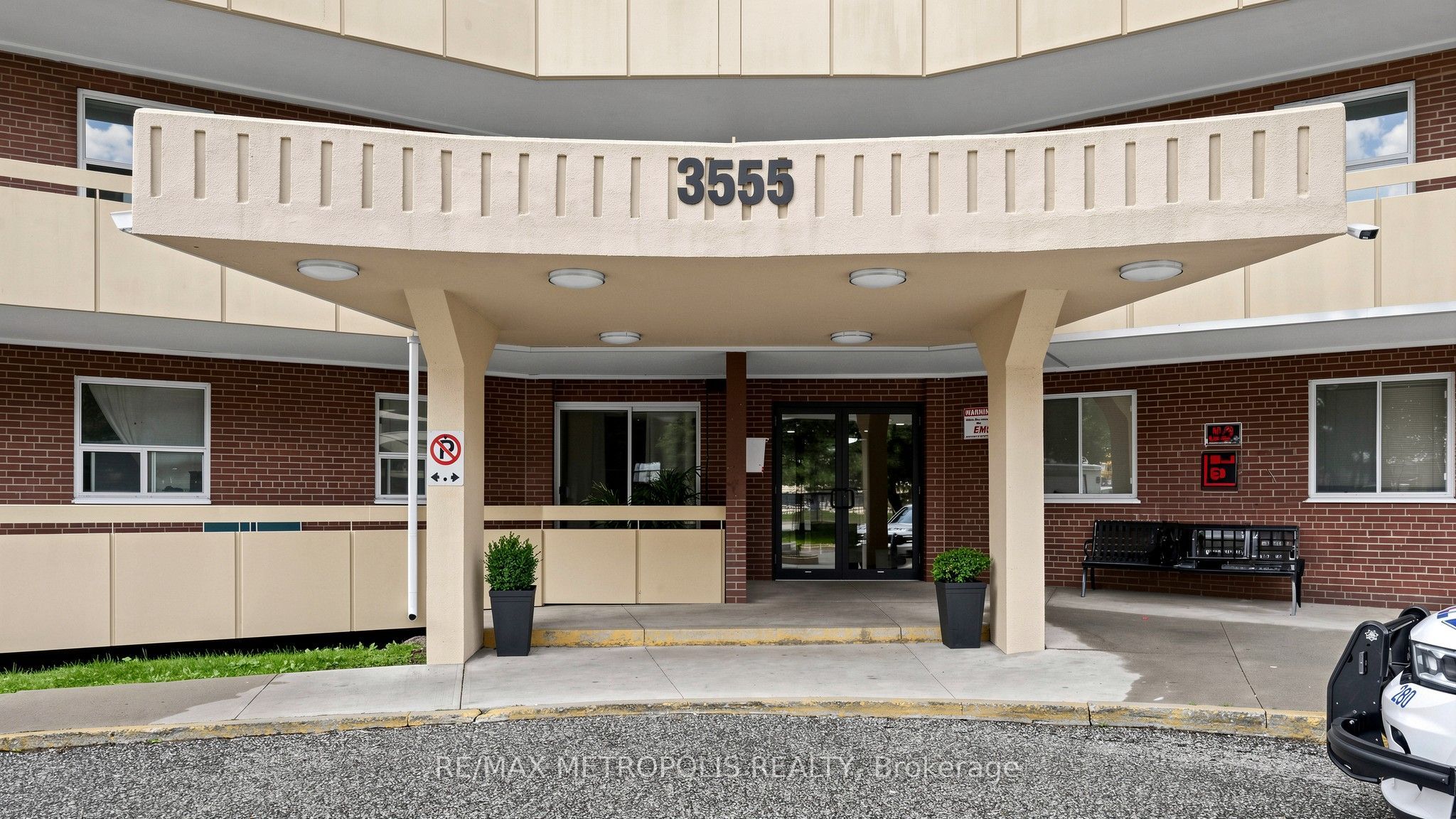 3555 Derry Road E 1006