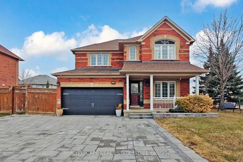 7218 Lulworth Court Mississauga ON L5N 7X2