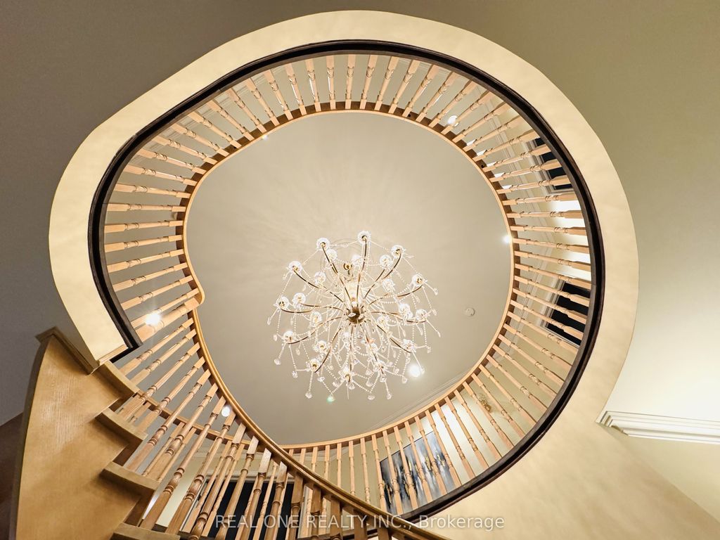 Photo of 237 Princess Avenue, Toronto, ON M2N 3S2 (MLS # C12927176)