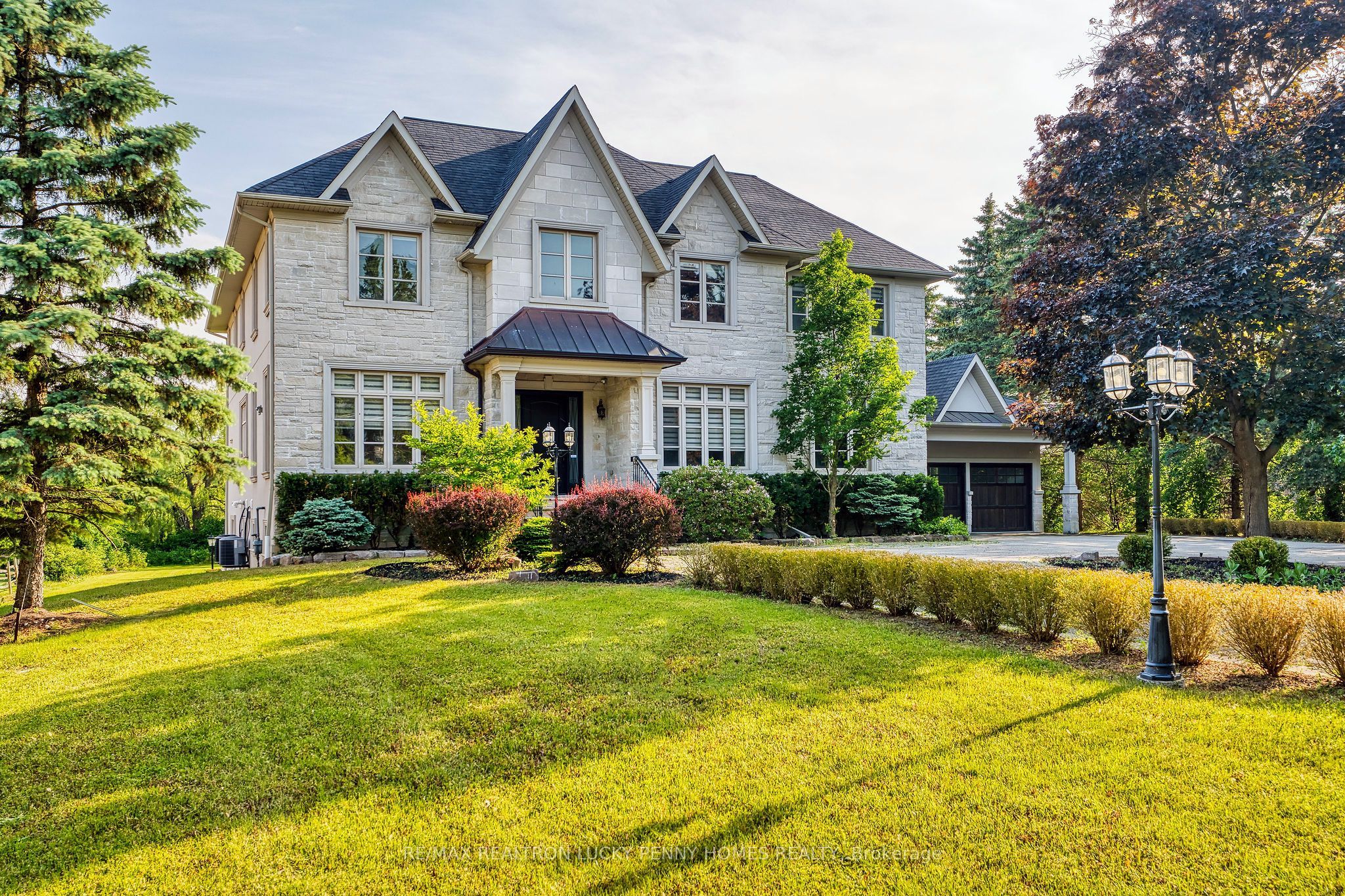 60 Cachet Parkway