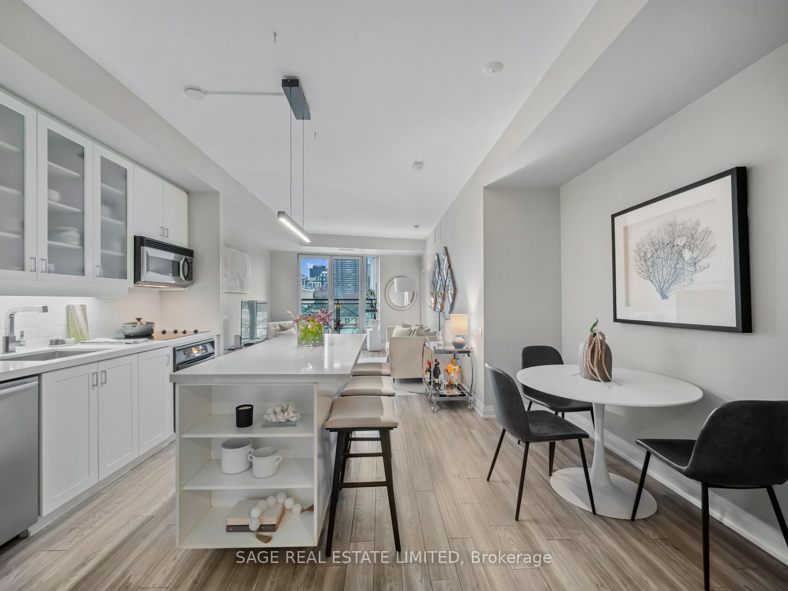 20 Scrivener Square 507
