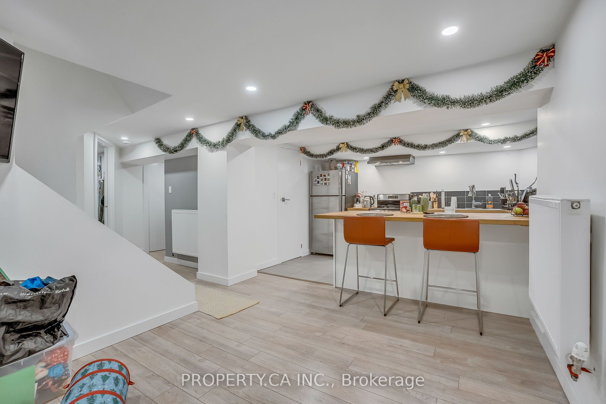 272 Keele Street Lower