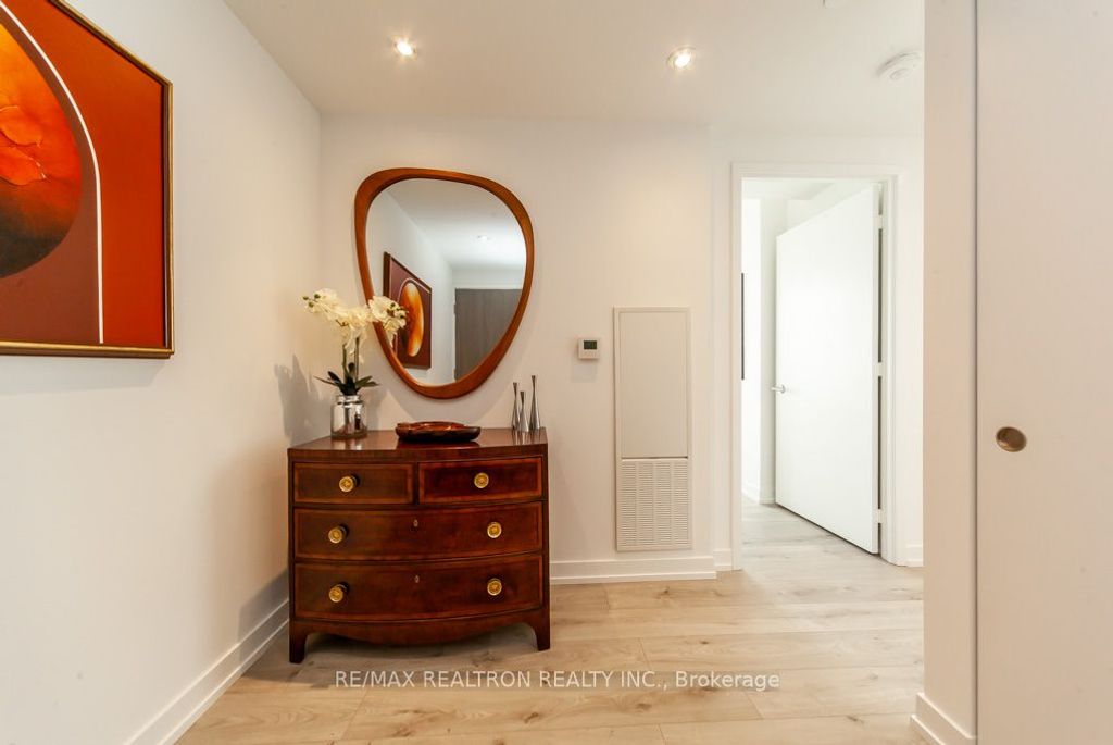 Photo of 161 Roehampton Avenue #4004, Toronto, ON M4P 0C8 (MLS # C12895398)