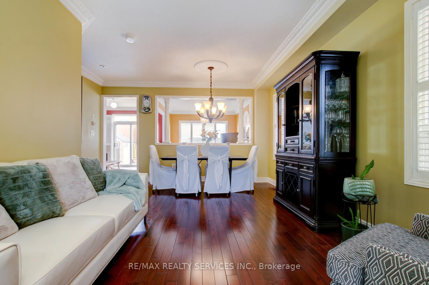 47 Cape Dorset Crescent