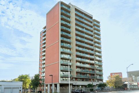 Photo of 5949 Yonge Street #403, Toronto, ON M2M 3V8 (MLS # C12350815)