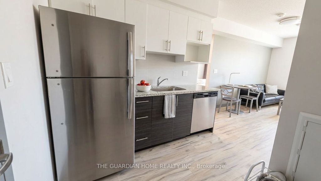 Photo of 258A Sunview Street #1210, Waterloo, ON N2L 0H6 (MLS # X13045314)