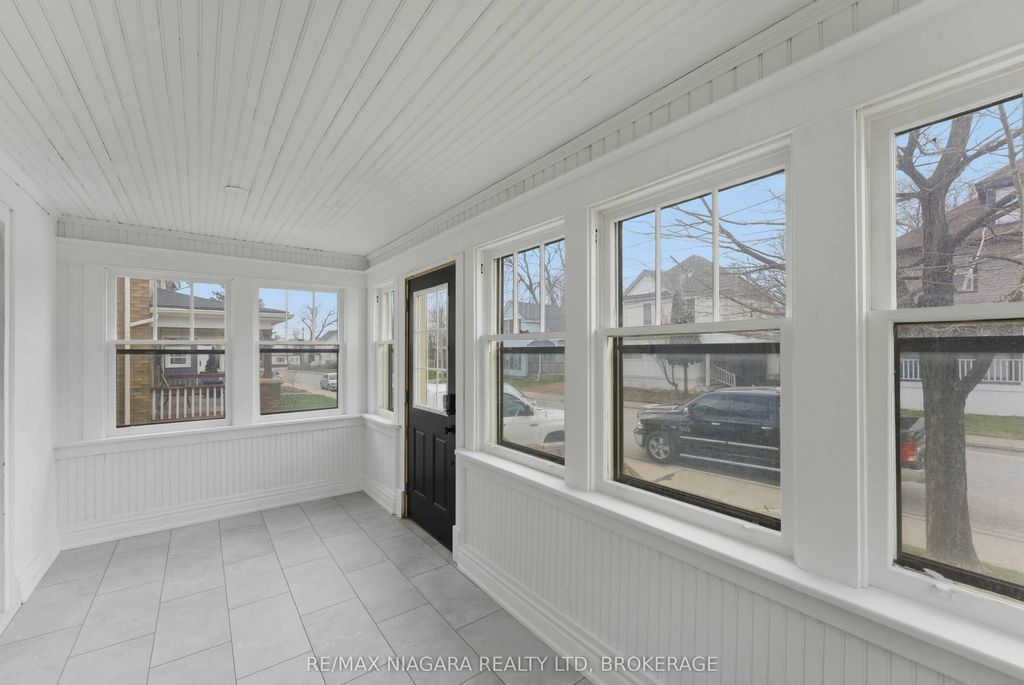 Photo of 4733 Jepson Street, Niagara Falls, ON L2E 1J7 (MLS # X12963108)