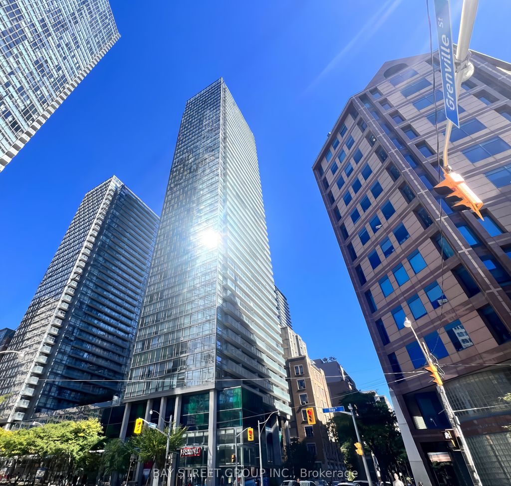 Photo of 38 Grenville Street #508, Toronto, ON M4Y 1A5 (MLS # C12873488)