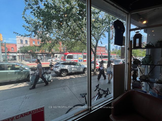394 Spadina Avenue