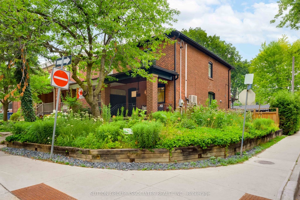 Photo of 281 Arlington Avenue, Toronto, ON M6C 2Z8 (MLS # C13573760)