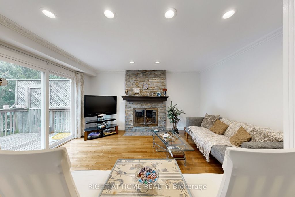 Photo of 52 Breckonwood Crescent, Markham, ON L3T 5E8 (MLS # N12457520)