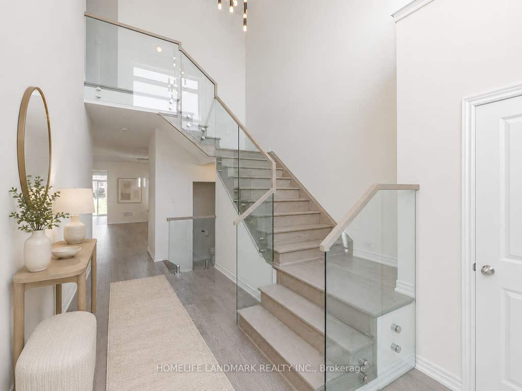 Photo of 110 Markview Road, Whitchurch-Stouffville, ON L4A 4W3 (MLS # N13410784)