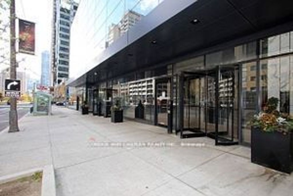 Photo of 488 University Avenue #2011, Toronto, ON M5G 0C1 (MLS # C13027216)