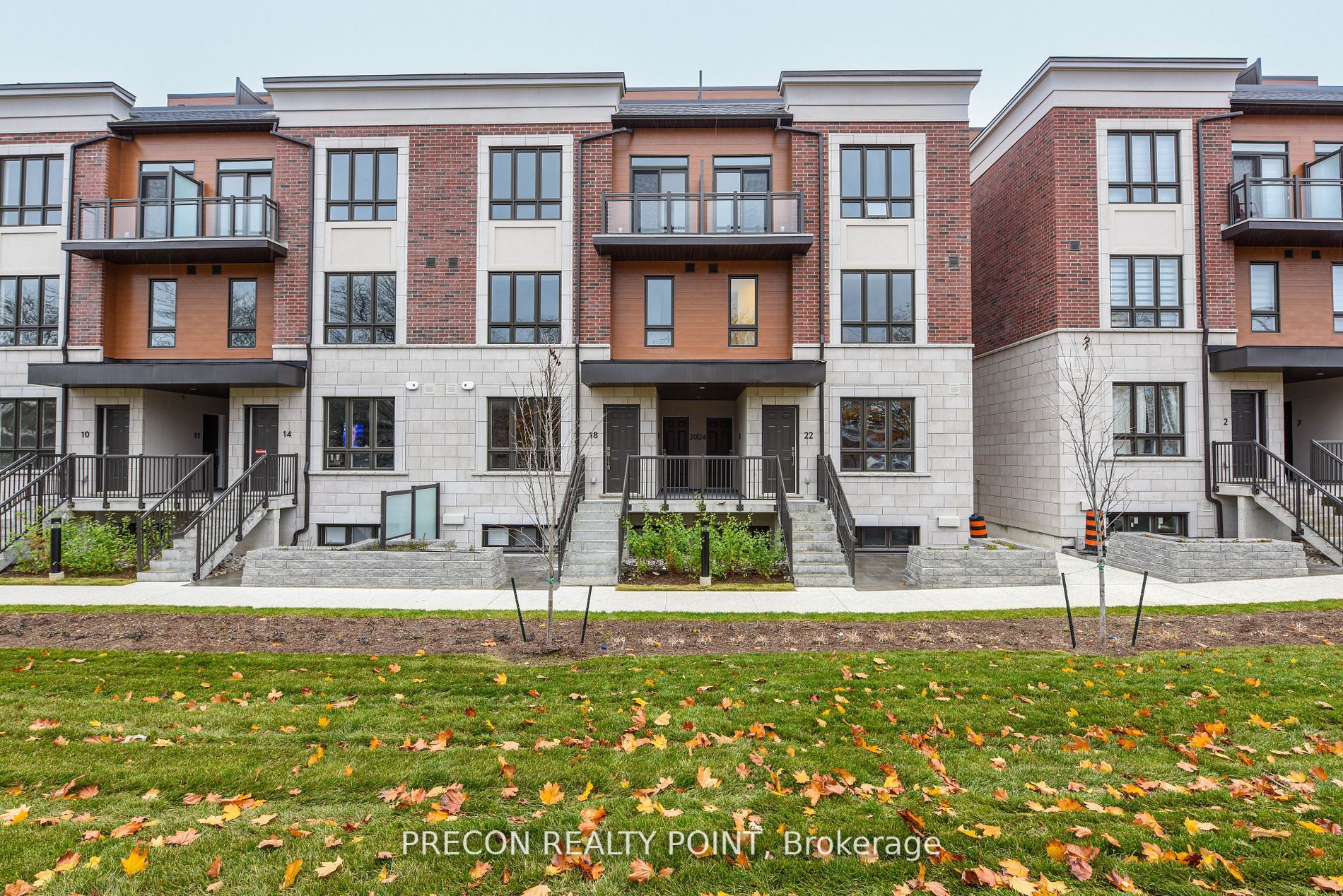 4015 Hickory Drive E 23