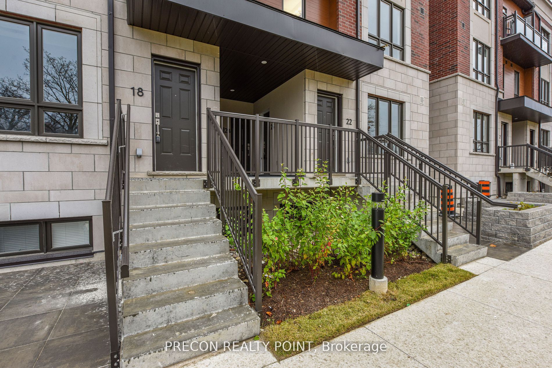 4015 Hickory Drive E 23