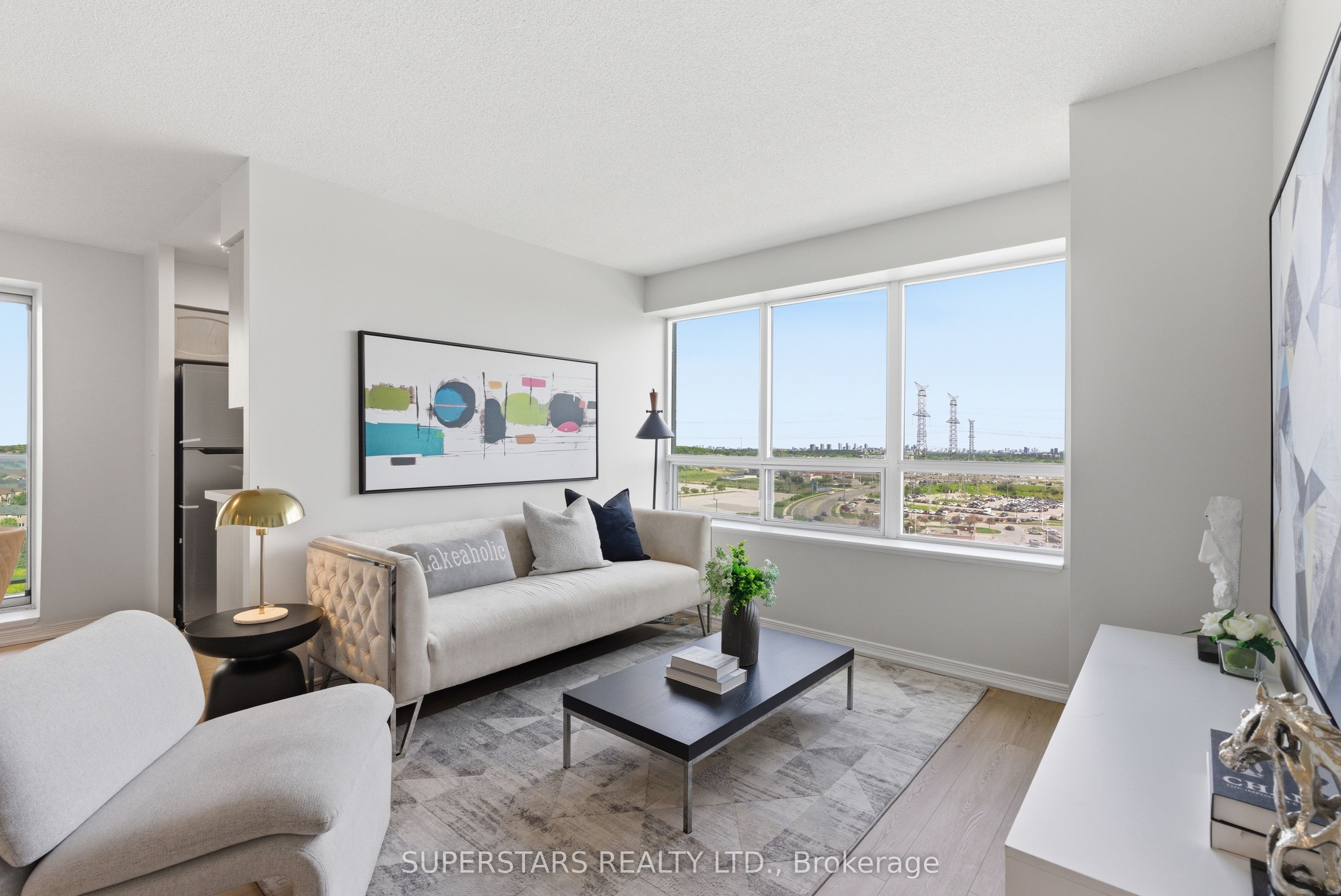 23 Oneida Crescent 1204