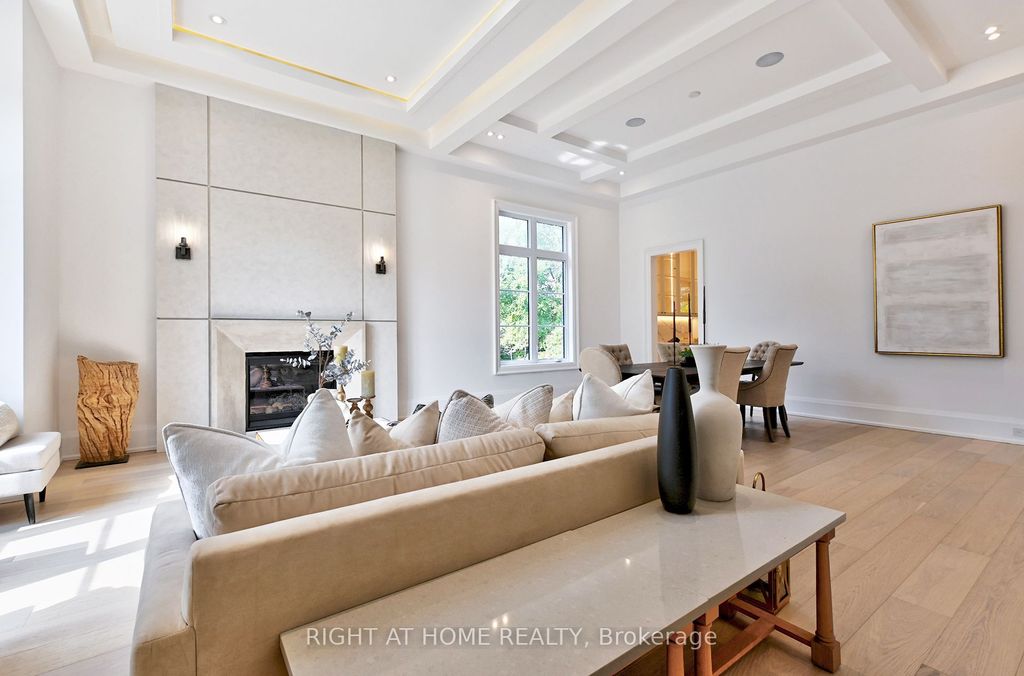 Photo of 27 Hurlingham Crescent, Toronto, ON M3B 2P9 (MLS # C12653884)