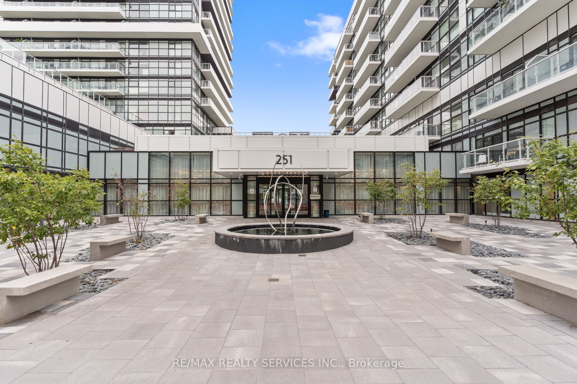 251 Manitoba Street 115