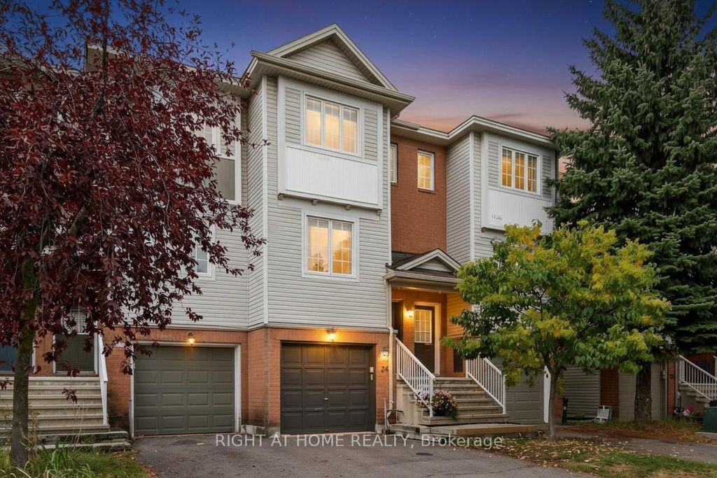 Photo of 24 Manhattan Crescent, Carlington - Central Park, ON K2C 4B4 (MLS # X13009686)