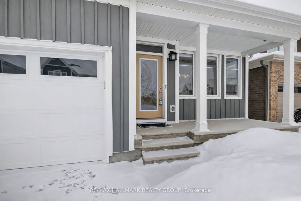 Photo of 238 Pursuit Terrace, Stittsville - Munster - Richmond, ON K0A 2Z0 (MLS # X12713996)