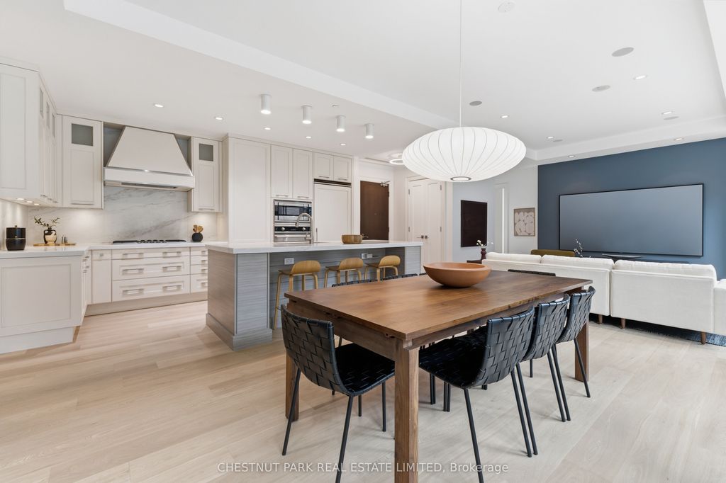 Photo of 77 Charles Street W #1002, Toronto, ON M5S 1J3 (MLS # C13124012)
