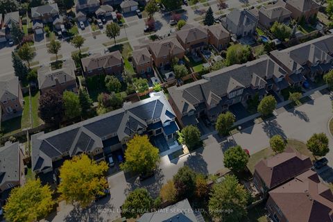 646 Julia Avenue Burlington ON L7L 6X3