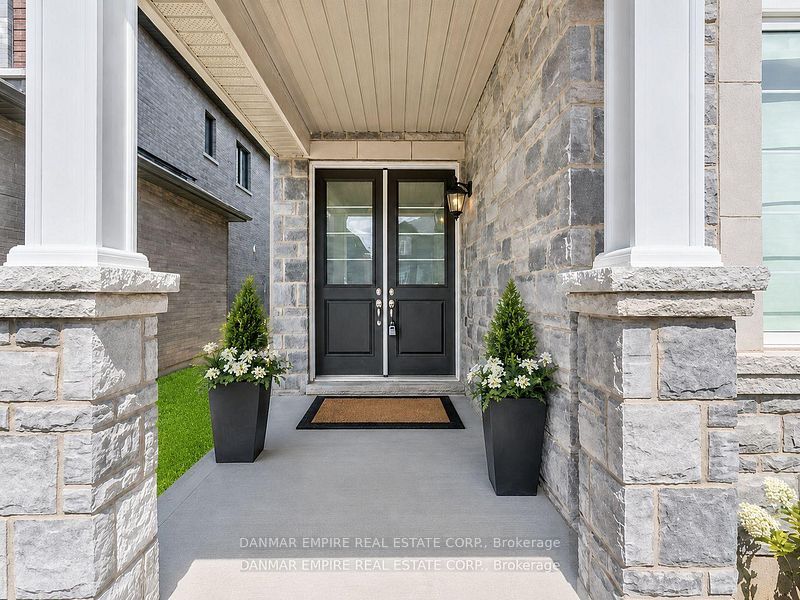 Photo of 43 Morrison Drive, Hamilton, ON L9K 0H8 (MLS # X13714744)