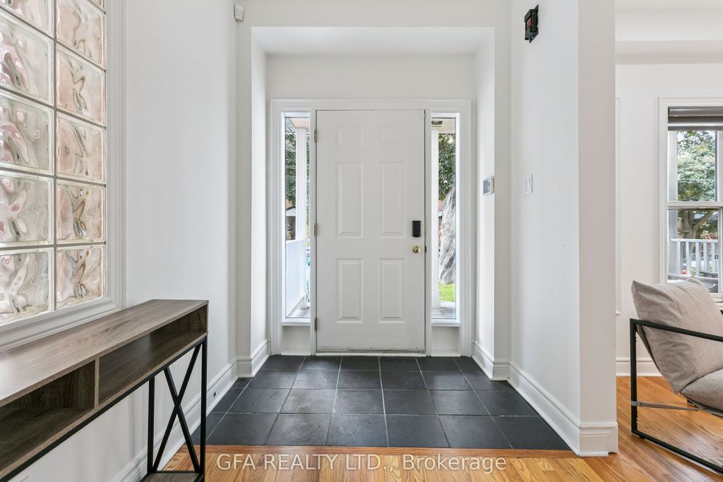 Photo of 423 Manor Road E, Toronto, ON M4S 1T1 (MLS # C12431755)