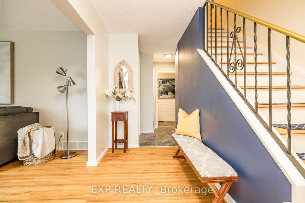 Photo of 130 Banning Road, Kanata, ON K2L 1C4 (MLS # X12837762)