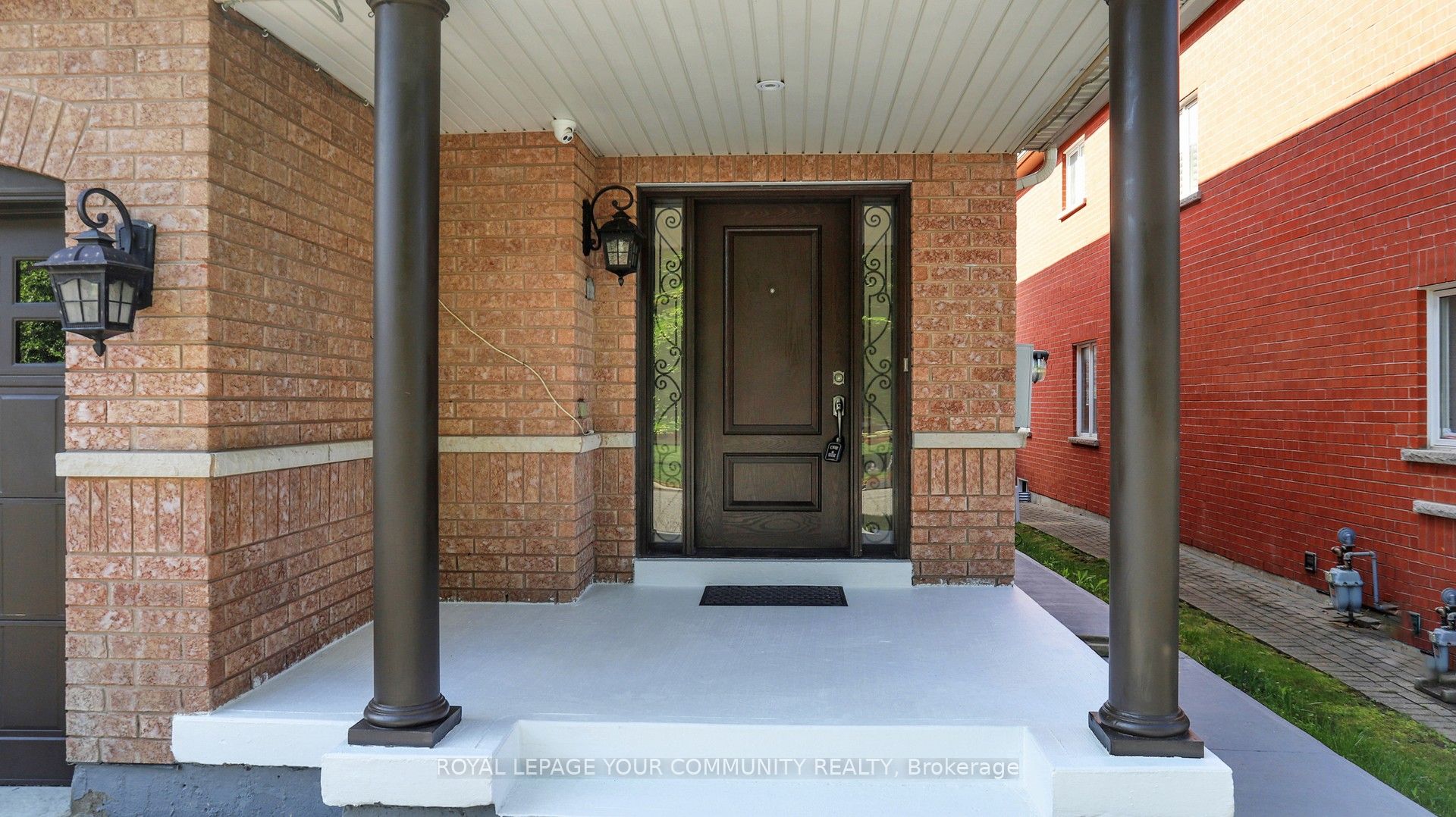 92 Laval Street
