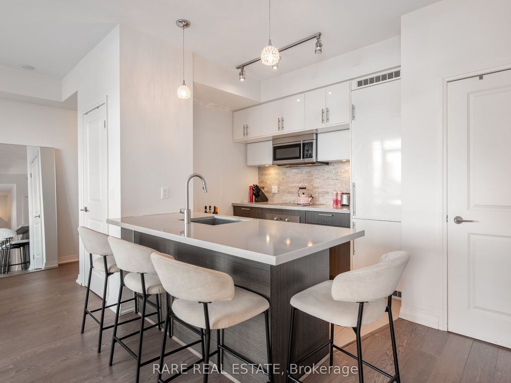 Photo of 8 Mercer Street #2007, Toronto, ON M5V 0C4 (MLS # C12972038)