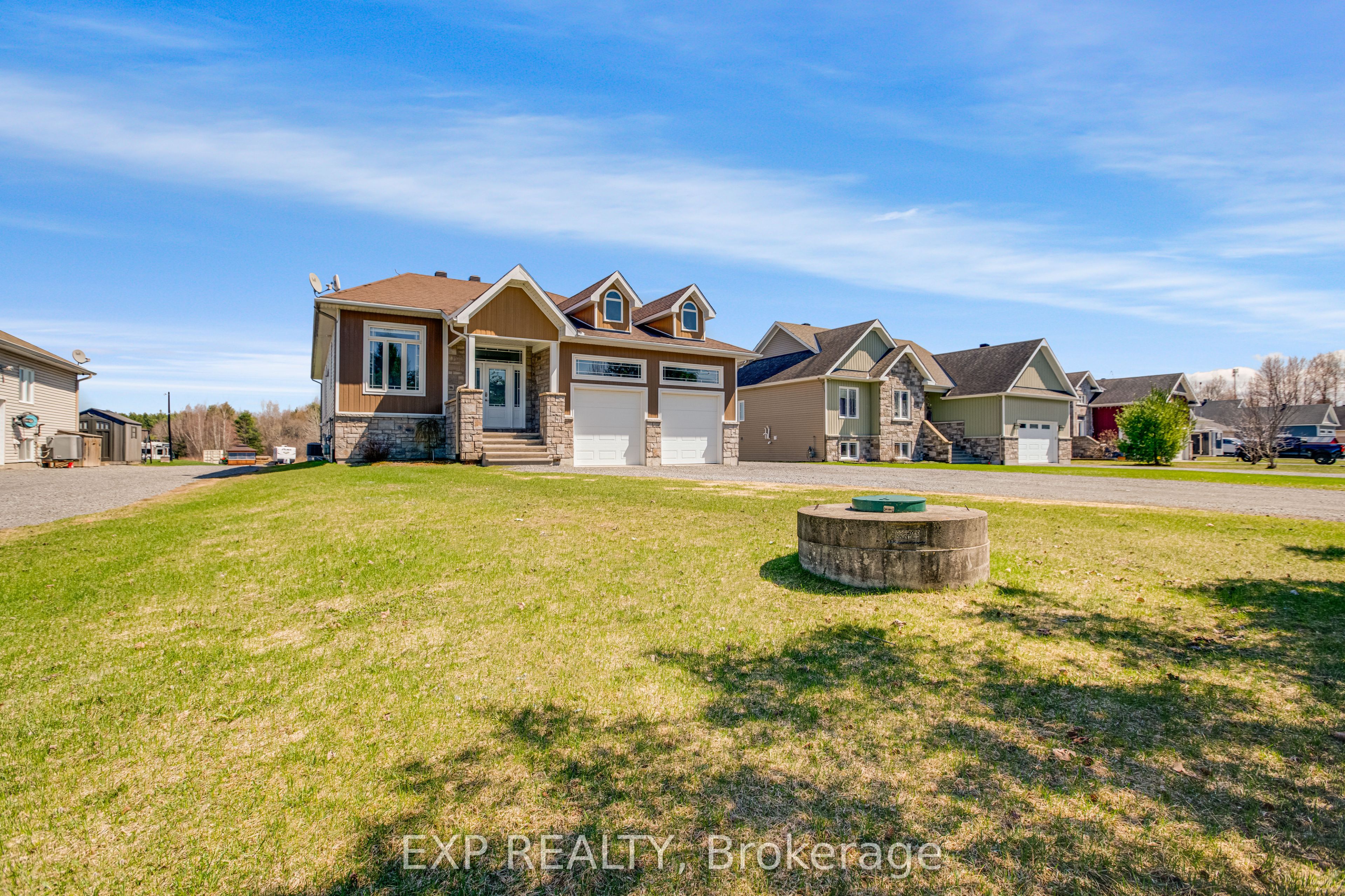 Photo 1 of 37 — 47 Beaver Lane, The Nation, ON K0A 2M0