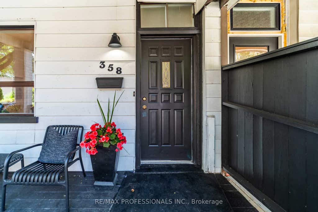 Photo of 358 Pacific Avenue, Toronto, ON M6P 2R1 (MLS # W13586978)