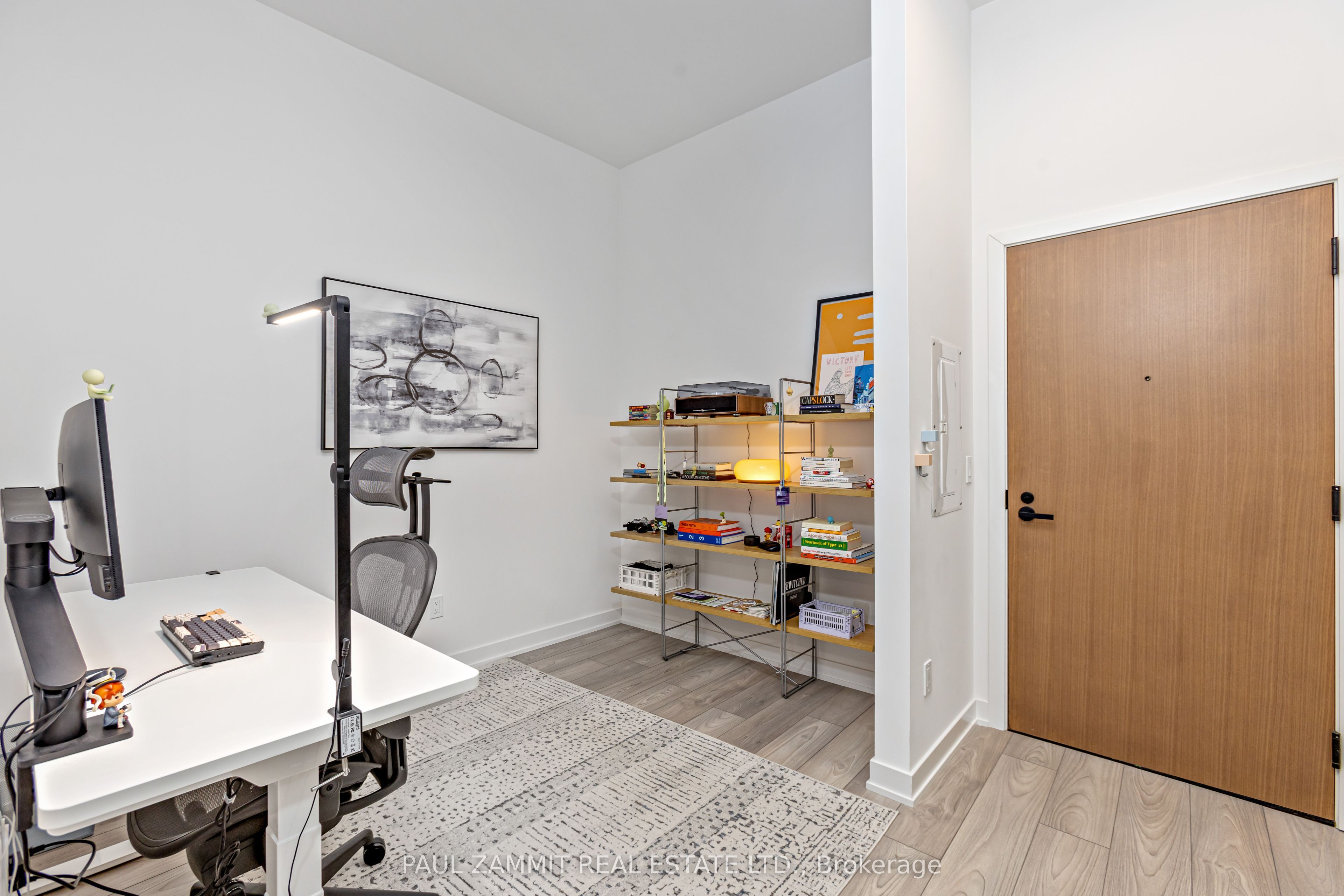 8 Tippett Road 107