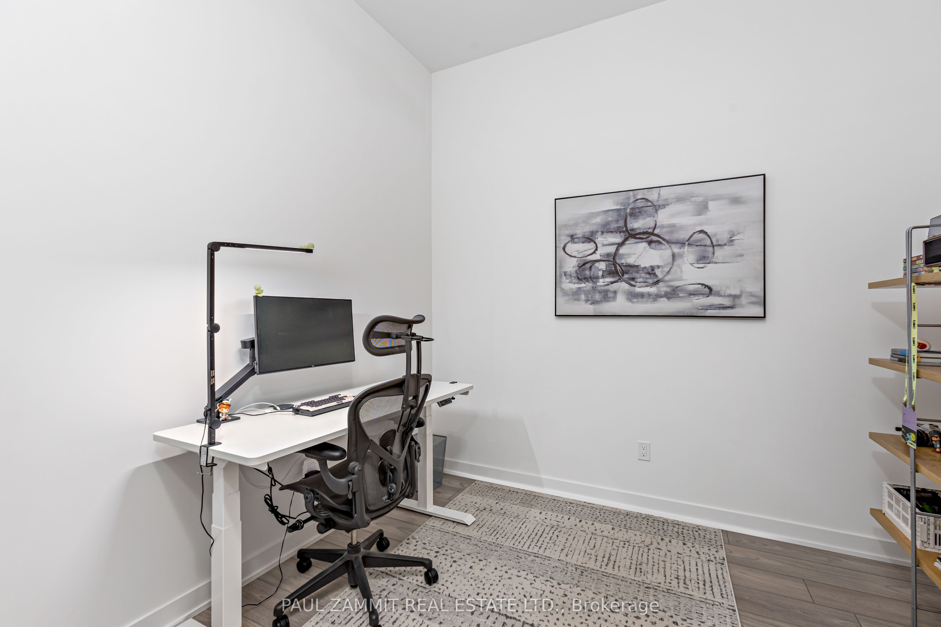 8 Tippett Road 107