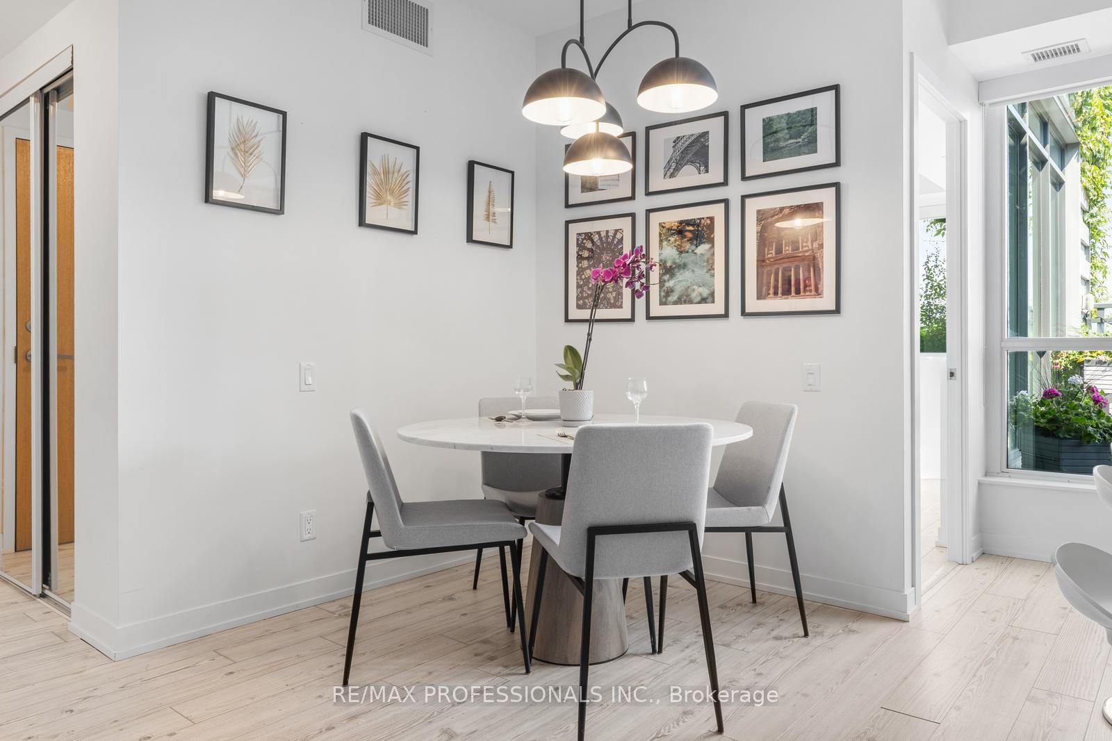 38 Howard Park 714